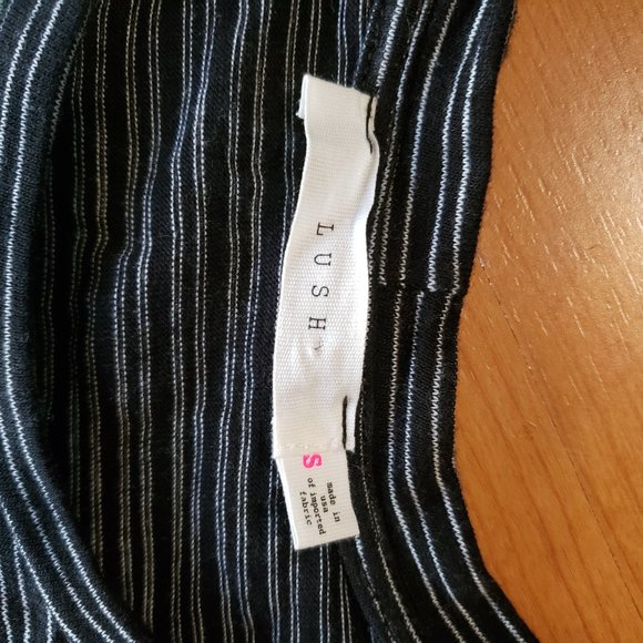 Lush Stripe Peplum Tee in black/white (S) - Picture 5 of 7